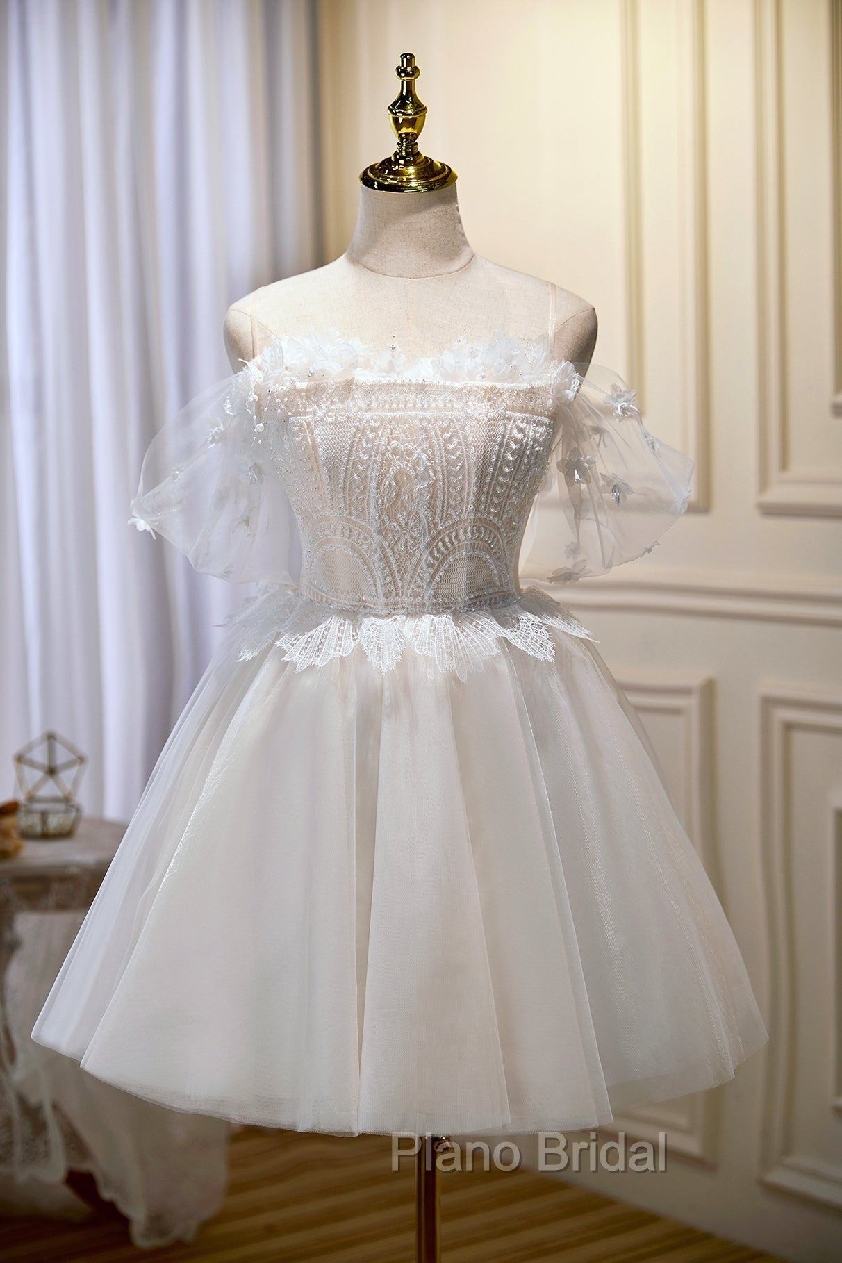 Champagne Sweetheart Lace Tulle Party Dresses, A-Line Homecoming Dresses Main image