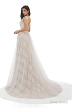 Champagne Tulle Lace Deep V-neck Backless Pearls Wedding Dresses