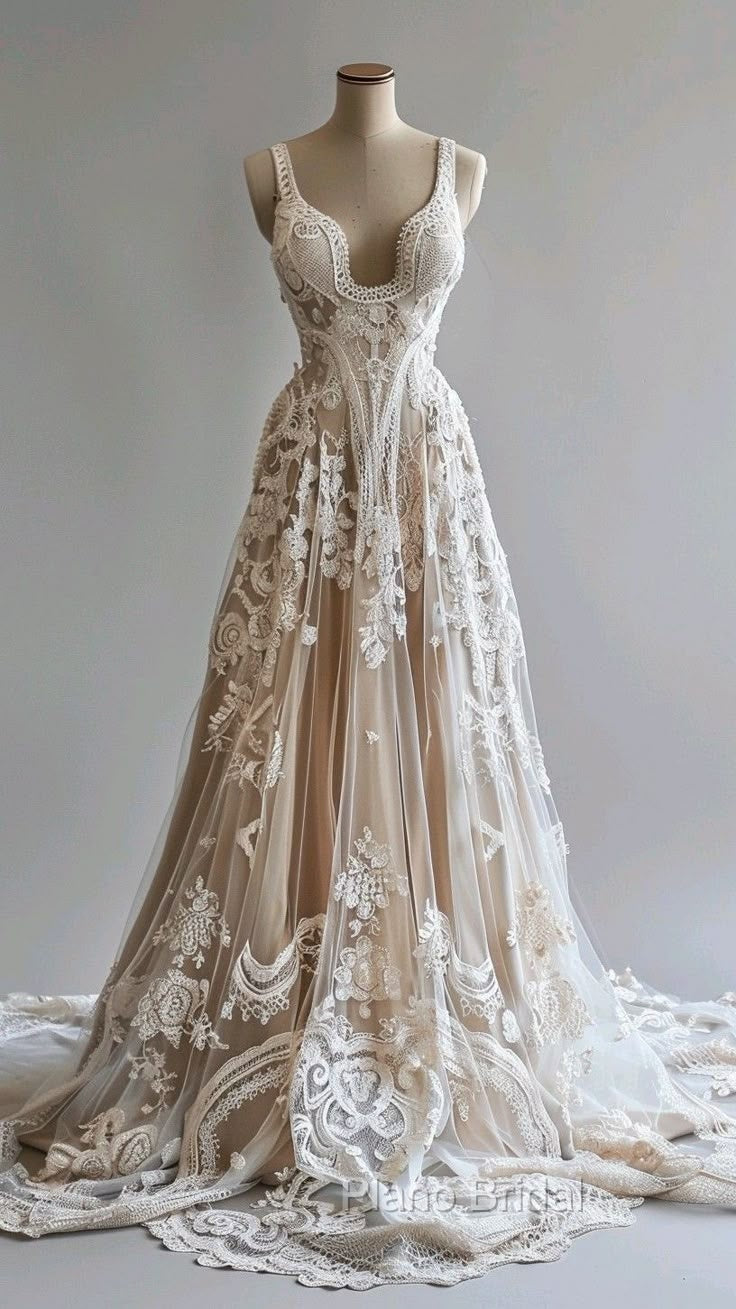 Champagne Vintage A-Line Spaghetti Strap Lace Tulle Long Formal Prom Dresses Wedding Dresses