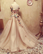 Charming Tulle Evening Dresses 3D Flowers Embroidery Formal Prom Gowns