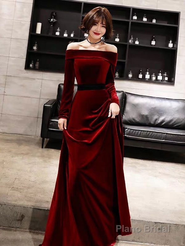 Classic Evening Dresses Velvet Long Sleeve Off Shoulder Maxi Dresses Secondary image