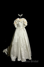 Classy Ball Gown Off The Shoulder Lace Ivory Long Wedding Dresses Bridal Dresses