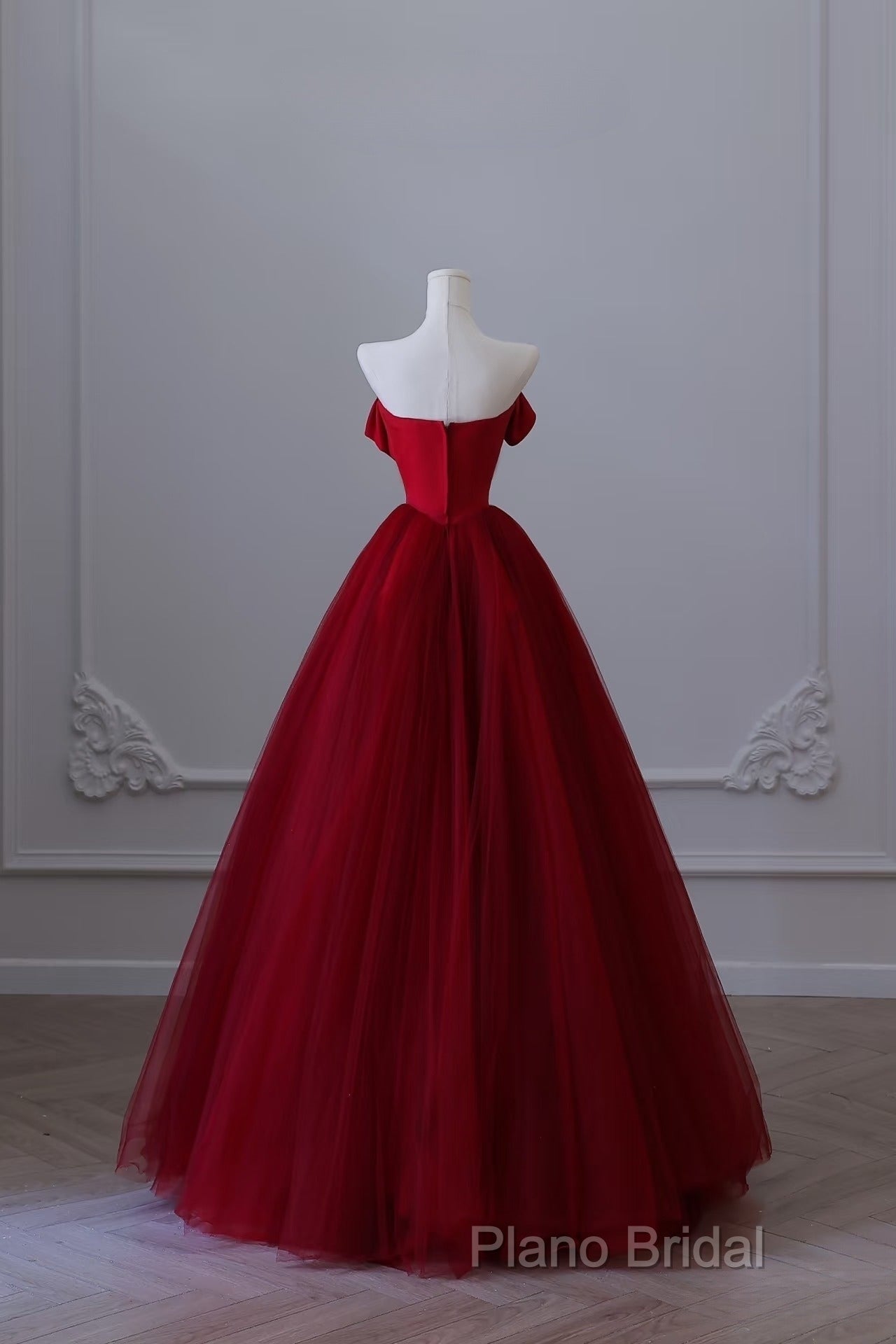 Classy Balll Gown Strapless Red Tulle Long Formal Dresses Formal Prom Dresses Secondary image