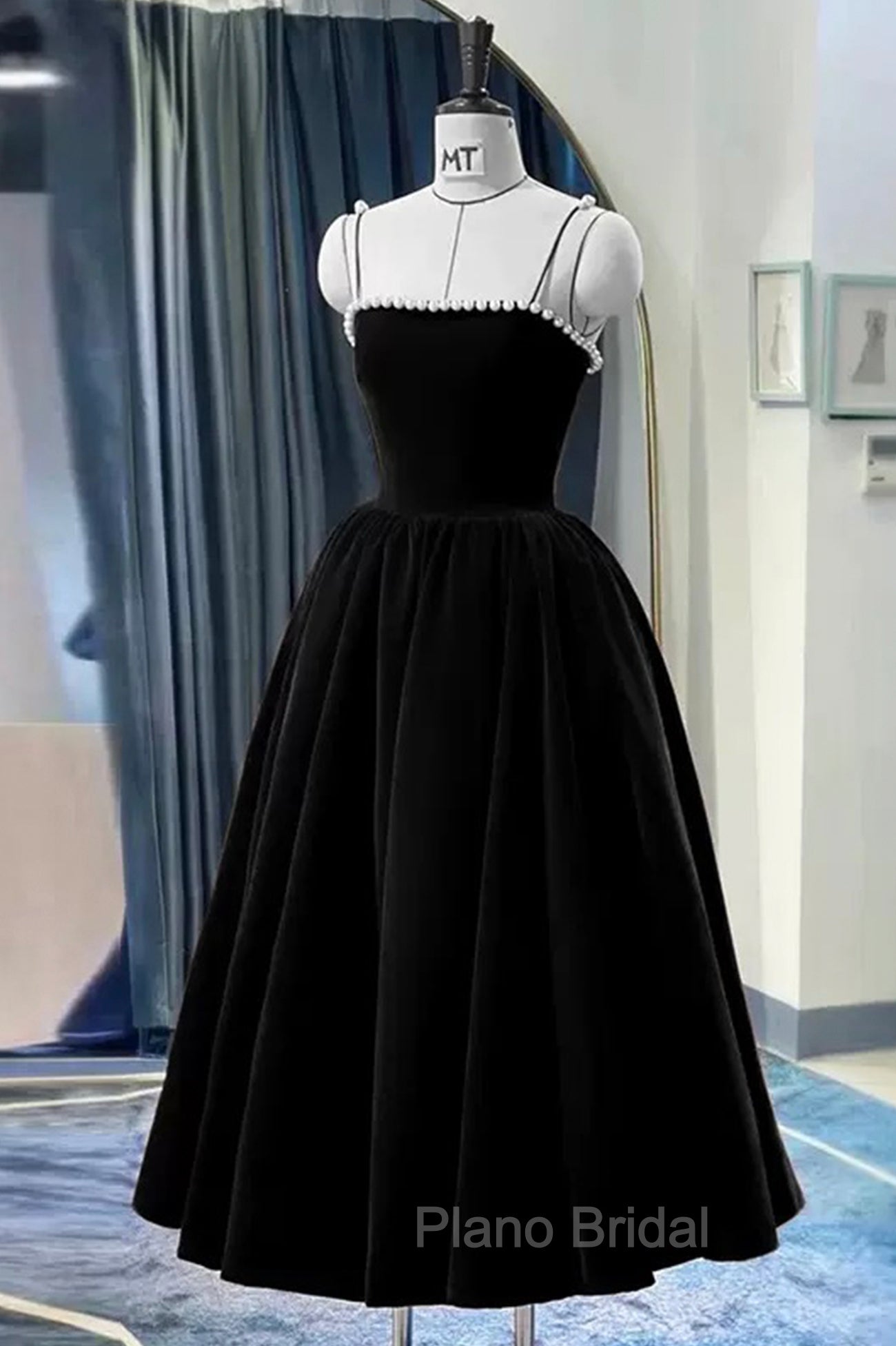 Cute Spaghetti Straps Velvet Short Formal Prom Dresses, A-Line Homecoming Party Dresses Main image