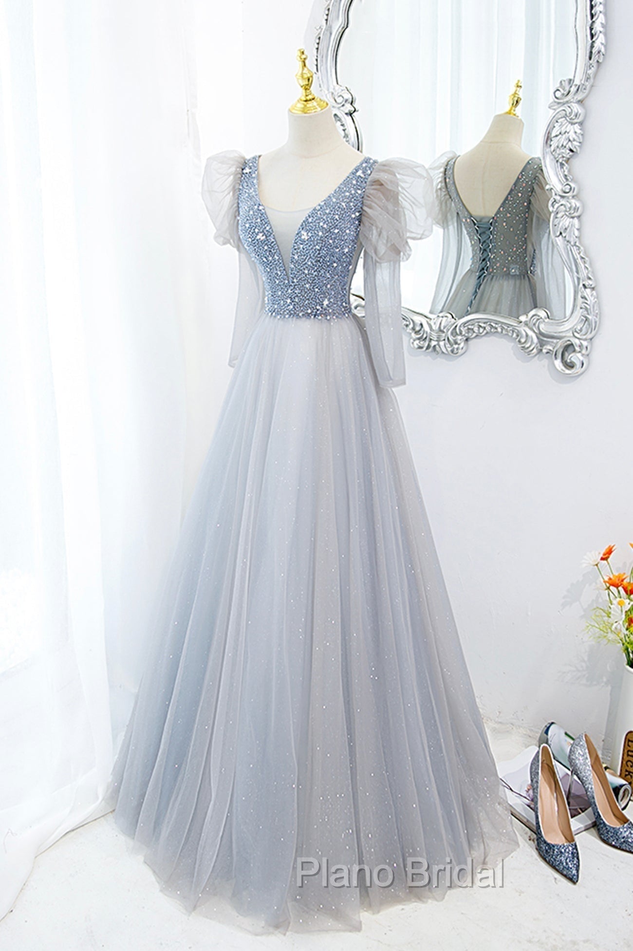 Cute V-Neck Tulle Long Formal Prom Dresses with Beaded, A-Line Long Sleeve Evening Dresses Secondary image