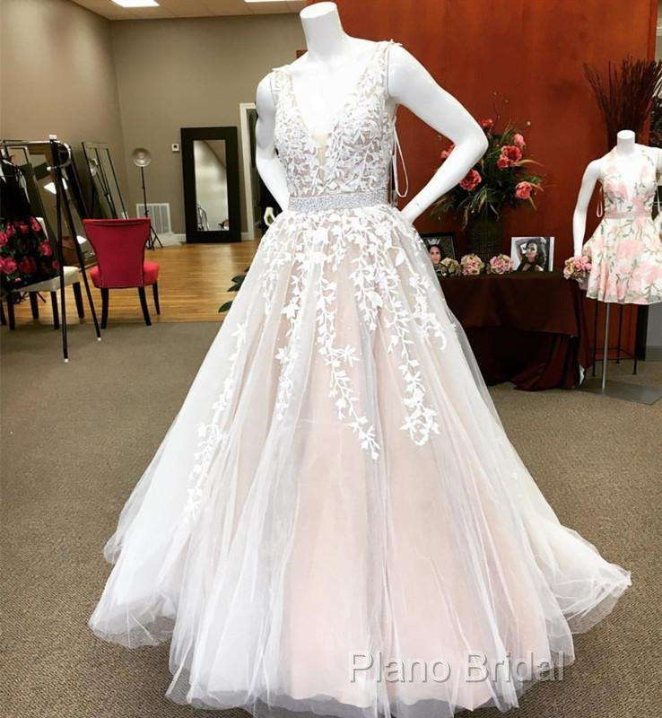 Elegant Ivory Lace Embroidery Champagne Tulle Wedding Dresses V Neck