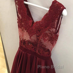 Elegant Lace V-Neck Cap Sleeves Homecoming Dresses Short Cocktail Dresses