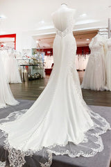 Elegant Long Mermaid Spaghetti Straps Lace Satin Open Back Wedding Dress