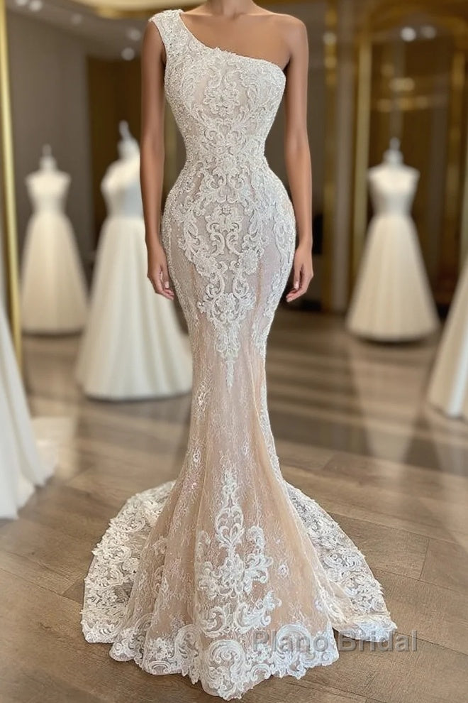 Elegant Long One Shoulder Appliques Lace Mermaid Wedding Dress