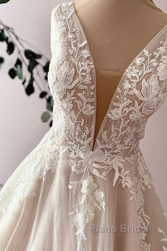 Elegant Long Sweetheart A-Line Tulle Appliques Lace Wedding Dress Secondary image