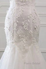 Elegant Off-The-Shoulder Mermaid Long Wedding Gown With Lace Appliques