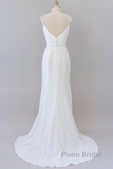Elegant Ruffle Beading Chiffon Sheath Wedding Dress