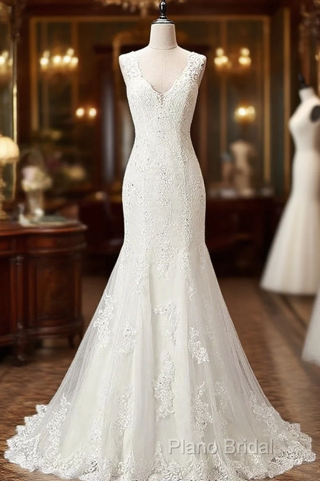 Elegant Tulle V-Neck Neckline Mermaid Wedding Dresses With Beaded Lace Appliques Main image