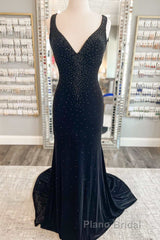 Emerald Velvet V-Neck Cutout Back Mermaid Long Prom Dresses