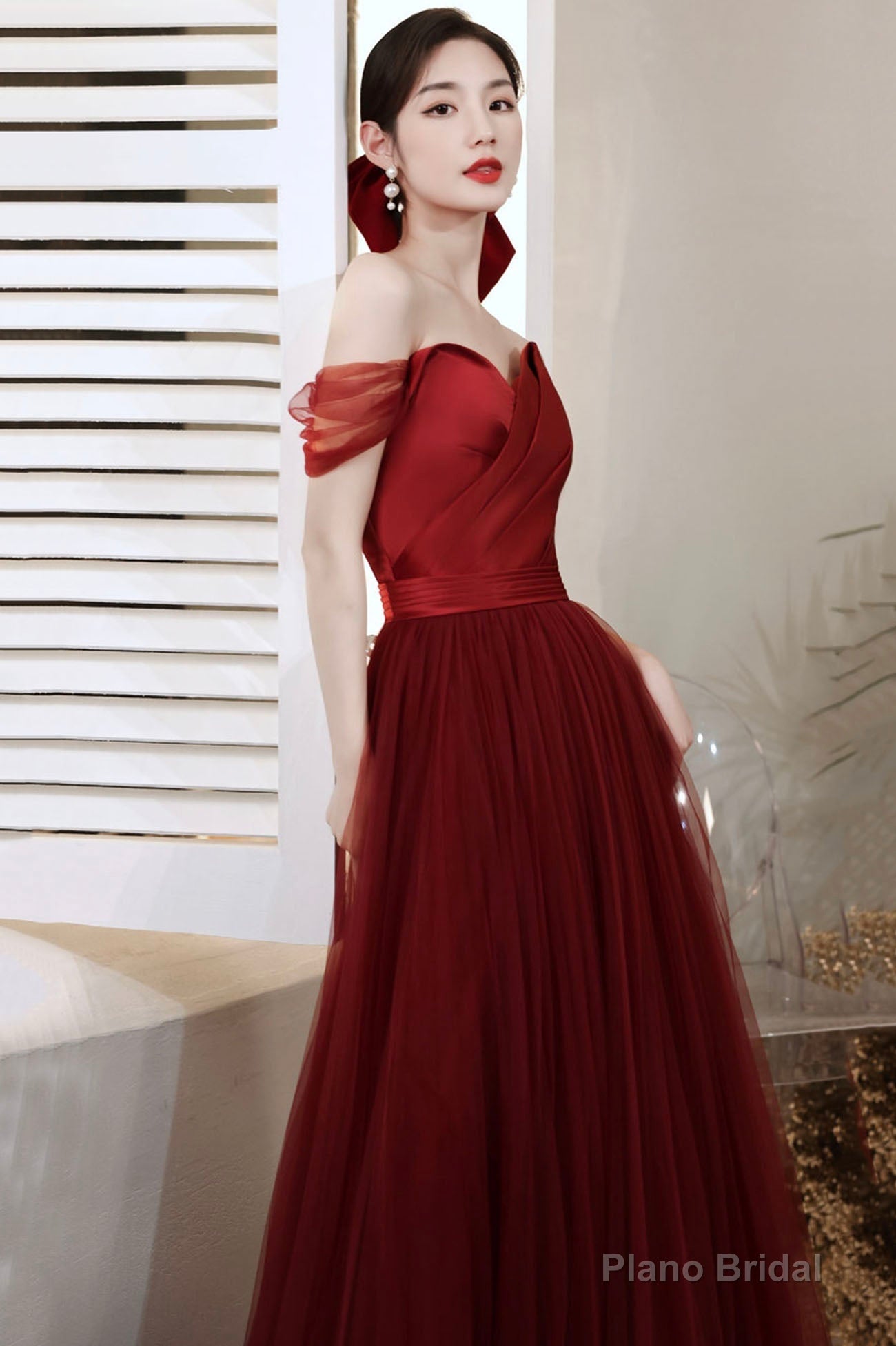 Burgundy tulle long prom dress A-line evening dress Secondary image