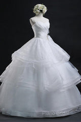 Glamorous Ball Gown Sweetheart Organza Wedding Dresses With Lace