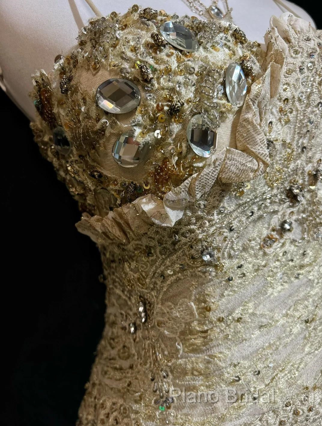 Gold A-Line Spaghetti Strap Satin Lace Long Formal Prom Dresses With Beaded Appliques