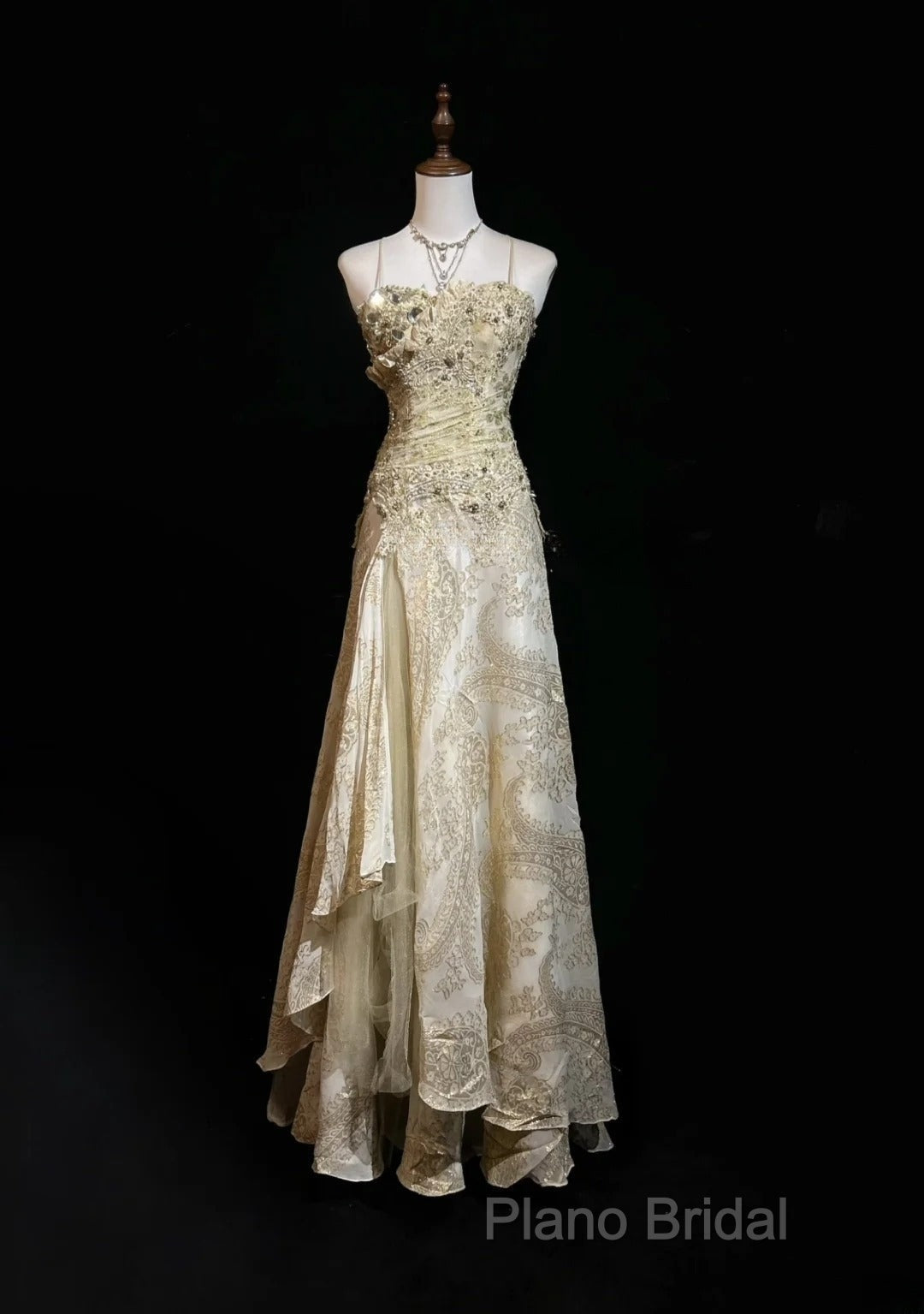 Gold A-Line Spaghetti Strap Satin Lace Long Formal Prom Dresses With Beaded Appliques