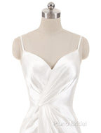 Gorgeous Beach Wedding Dresses Mermaid Sleeveless Formal Dresses V Neck Straps Split Ivory Bridal Gown With Court Train