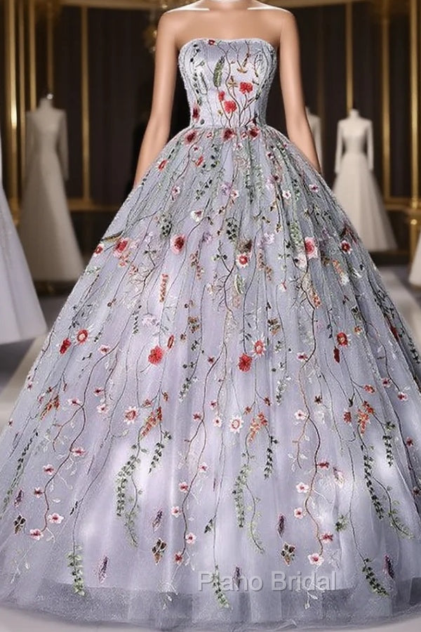 Gray Tulle Embroidery Strapless Quinceanera Dresses Main image