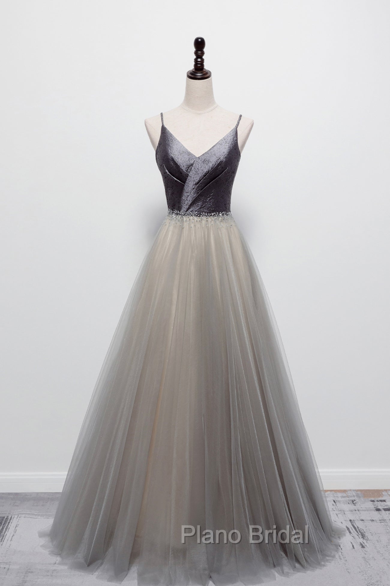 Gray Tulle Long A-Line Formal Prom Dresses, V-Neck Spaghetti Straps Evening Dresses Main image