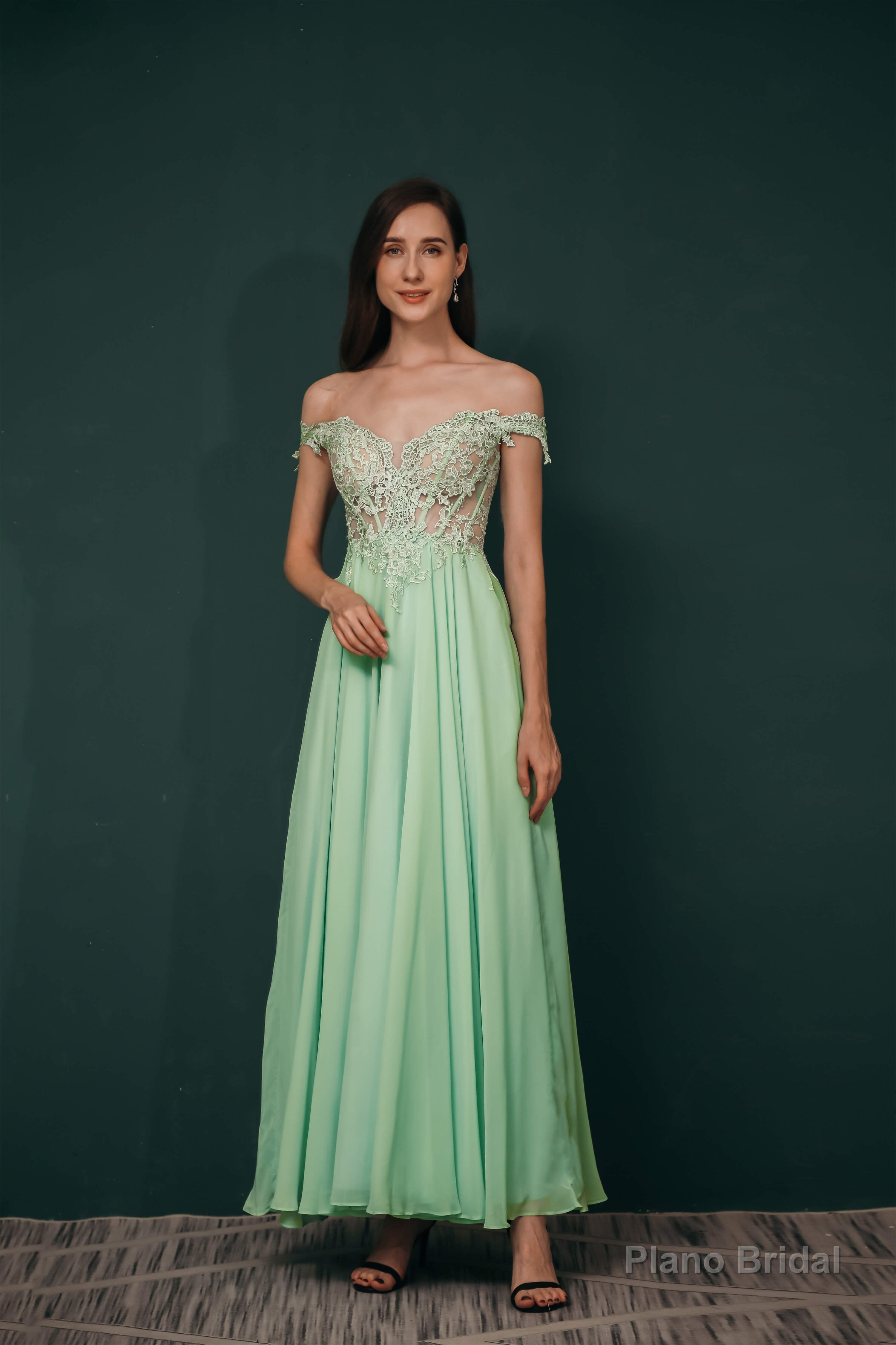 Off The Shoulder Charming Long Chiffon Prom Dresses With Appliques Secondary image