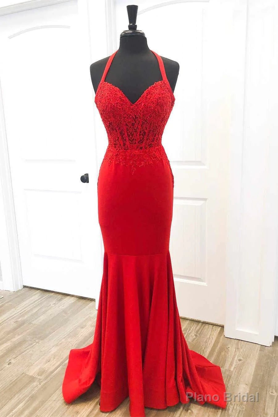 Halter Red Mermaid Long Prom Dresses Lace Appliques Main image