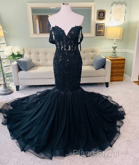 Hot Mermaid Lace Gothic Wedding Dresses Black Applique Off Shoulder Secondary image