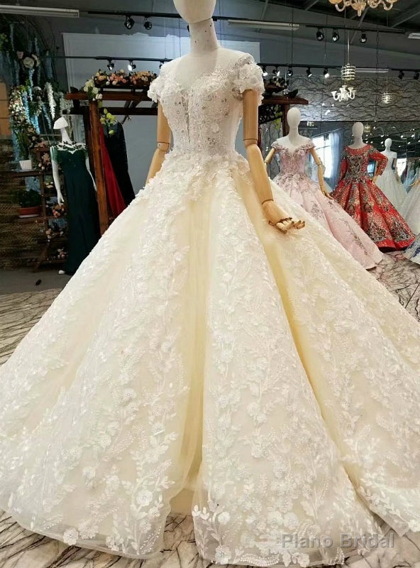 Ivory Ball Gown Off The Shoulder Backless Appliques Wedding Dress Main image