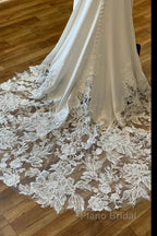 Lace Scoop Neck Backless Mermaid Long Wedding Gown