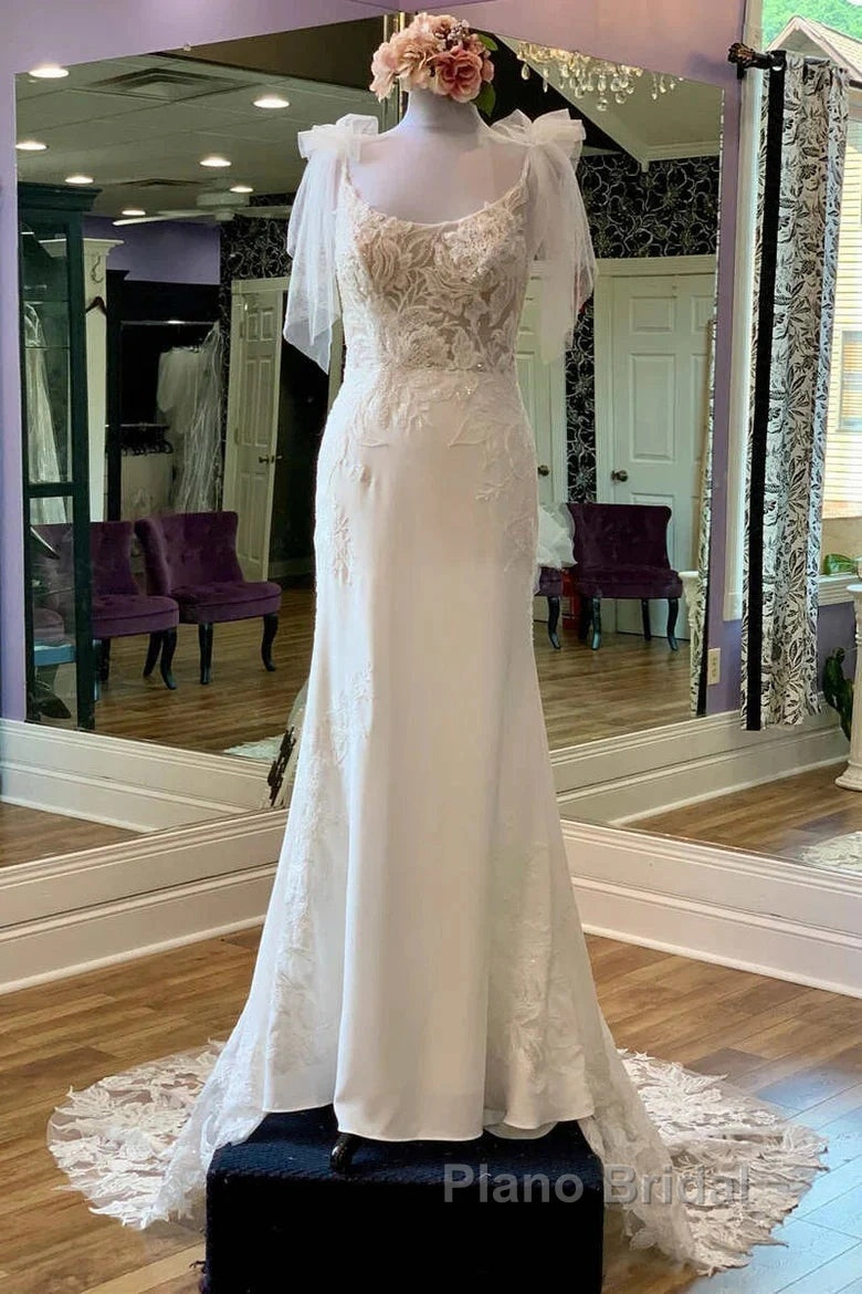 Lace Scoop Neck Backless Mermaid Long Wedding Gown