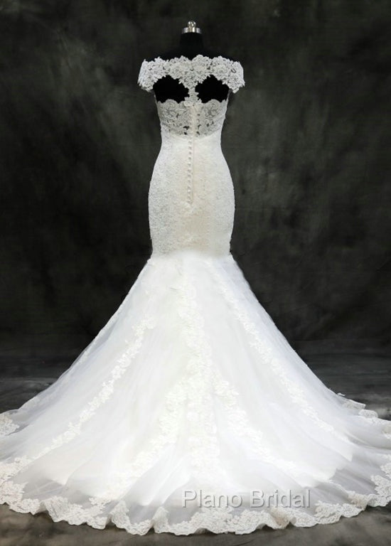 Lace Trumpet/Mermaid Sweep Train Off-The-Shoulder Wedding Dresses