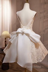 Light Champagne V-Neck Lace Short Formal Prom Dresses, A-Line Spaghetti Straps Backless Party Dresses With Bow