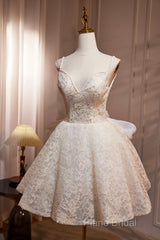 Light Champagne V-Neck Lace Short Formal Prom Dresses, A-Line Spaghetti Straps Backless Party Dresses With Bow