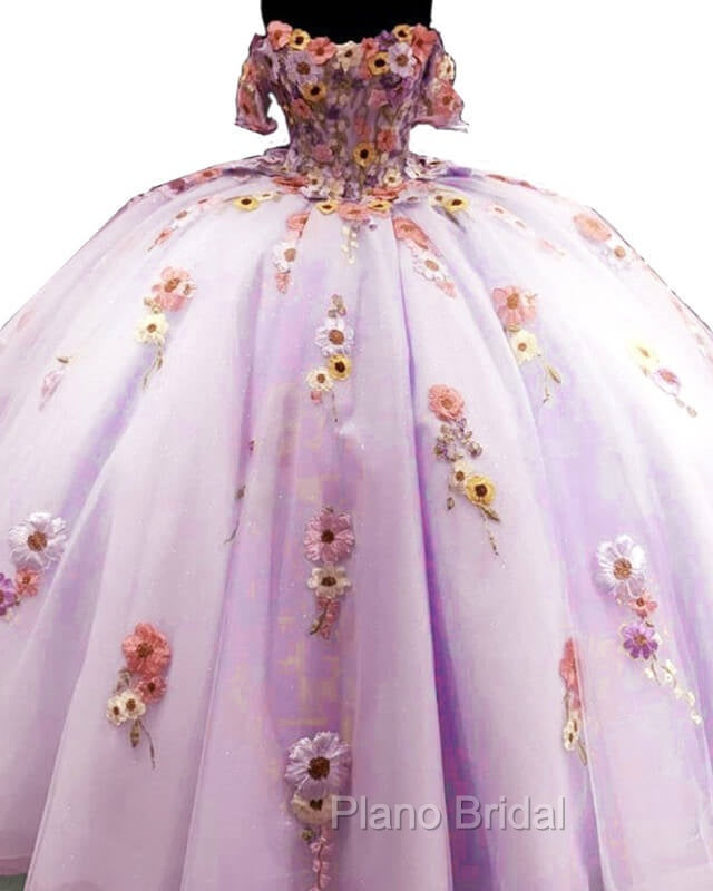 Light Purple Tulle Floral Embrodiery Quinceanera Dresses Secondary image