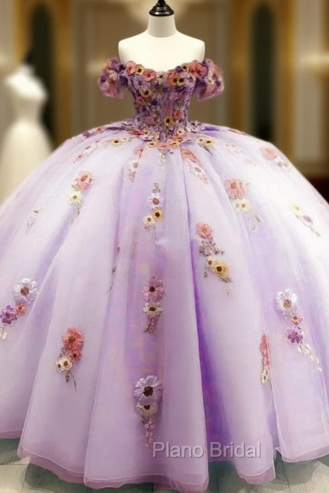 Light Purple Tulle Floral Embrodiery Quinceanera Dresses Main image