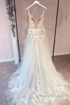 Long A-Line Appliques Lace Spaghetti Straps Sweetheart Tulle Wedding Dresses