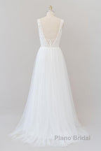 Long A-line Open Back V-neck Lace Tulle Wedding Dress