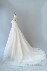 Long A-line Spaghetti Strap Lace Tulle Backless Wedding Dress