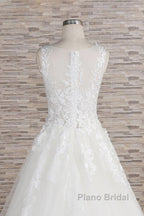 Long A-line Sweetheart Applqiues Lace Tulle Wedding Dress
