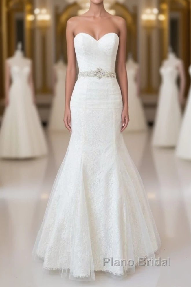 Long Mermaid Strapless Tulle Lace Wedding Dress Main image