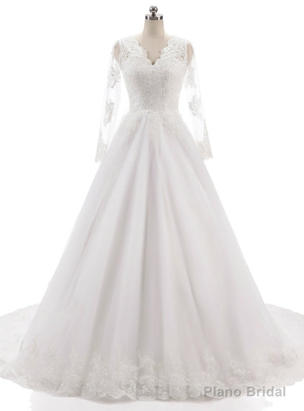 Long Sleeves V Neckline Backless Lace Appliques Wedding Gowns