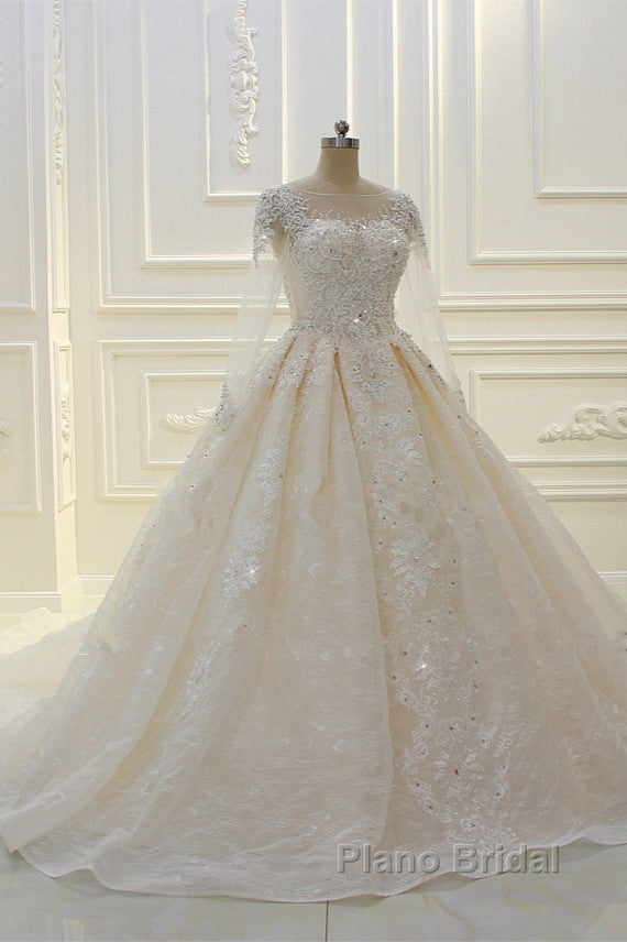 Luxurious Ball Gown Long Sleevess Lace Applqiues Beadings Wedding Dress Secondary image