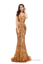 Mermaid V Neck Sleeveless Sequind Long Prom Dresses