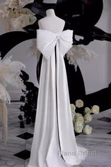 Modest A Line Strapless Long Sleeveless Satin Black Formal Prom Dresses