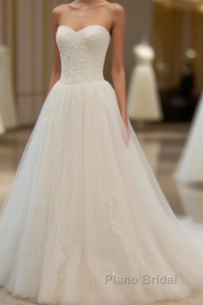 Noble Strapless Lace Decal Sheer Off Shoulder And Floor Length Floor Mopping Wedding Dresses Main image