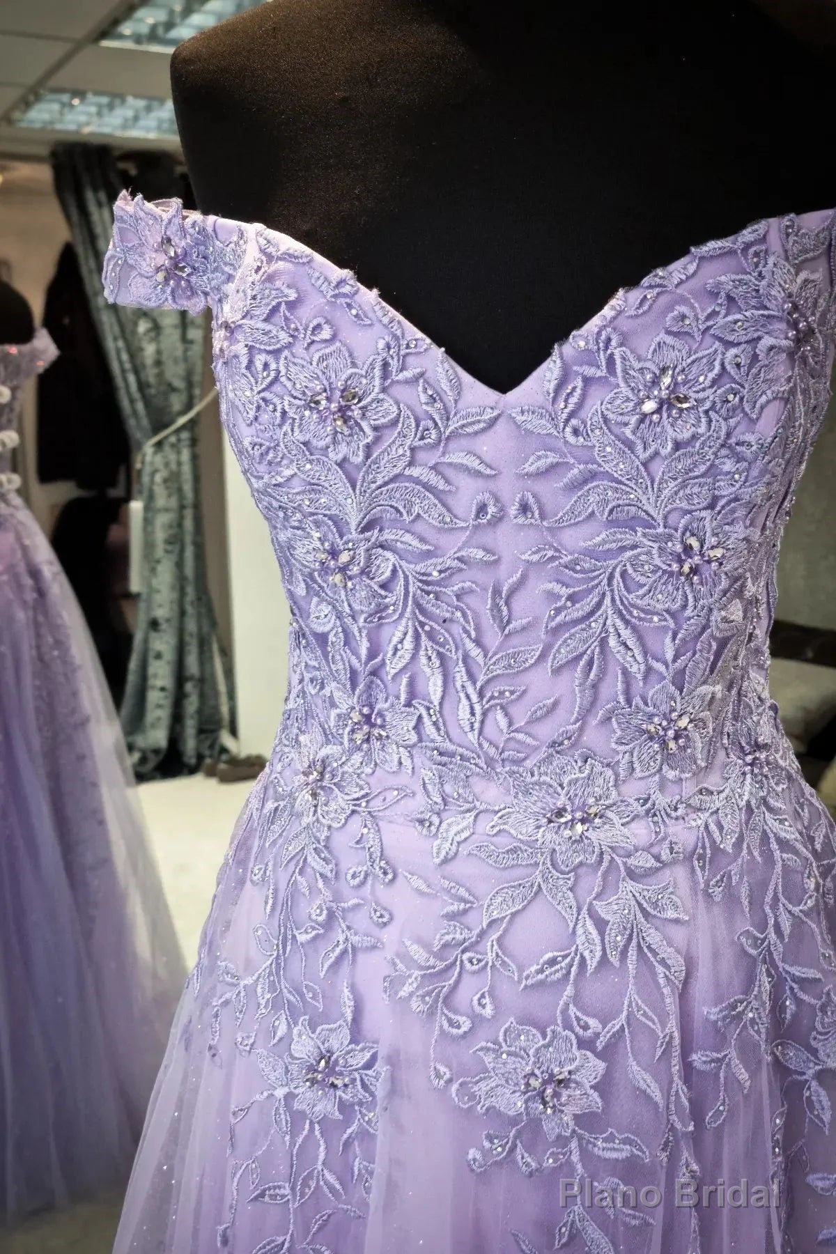 Off the Shoulder Purple Lace Prom Dresses, Purple Long Lace Formal Evening Dresses Secondary image