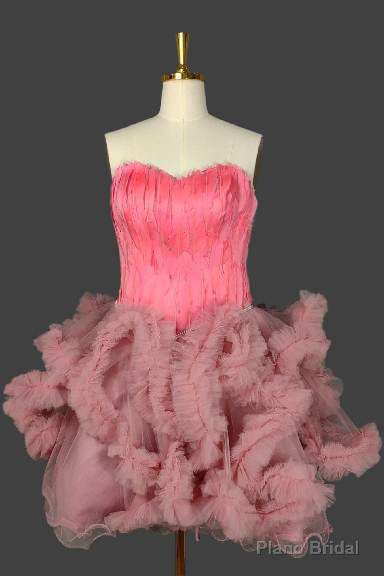 Pink Homecoming Dresses Sweetheart Neck Short Prom Dresses A Line Party Dress with Feather Main image