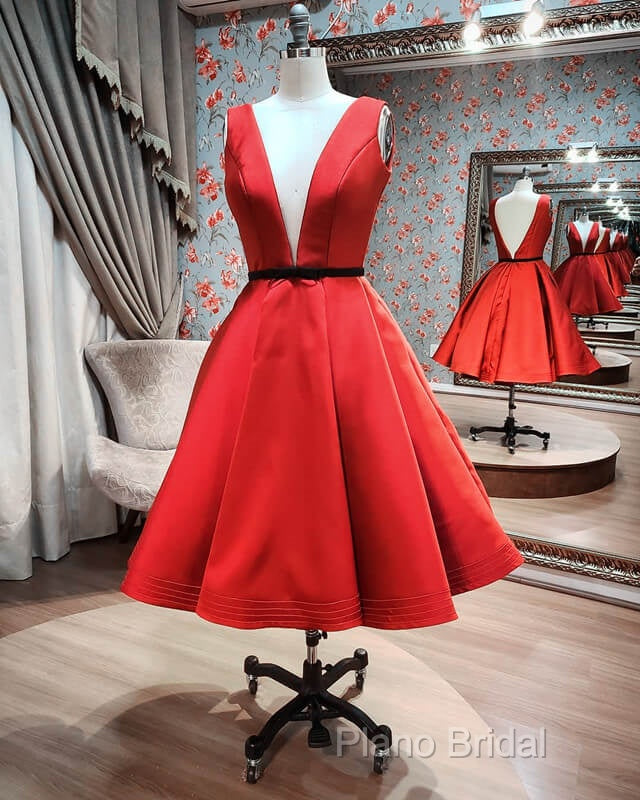 Plunging Neck Black Sashes Satin Knee Length Dresses