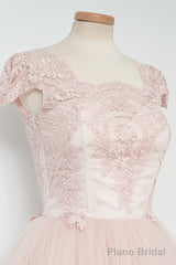Vintage Knee Length A Line Pearl Pink Lace Homecoming Dresses